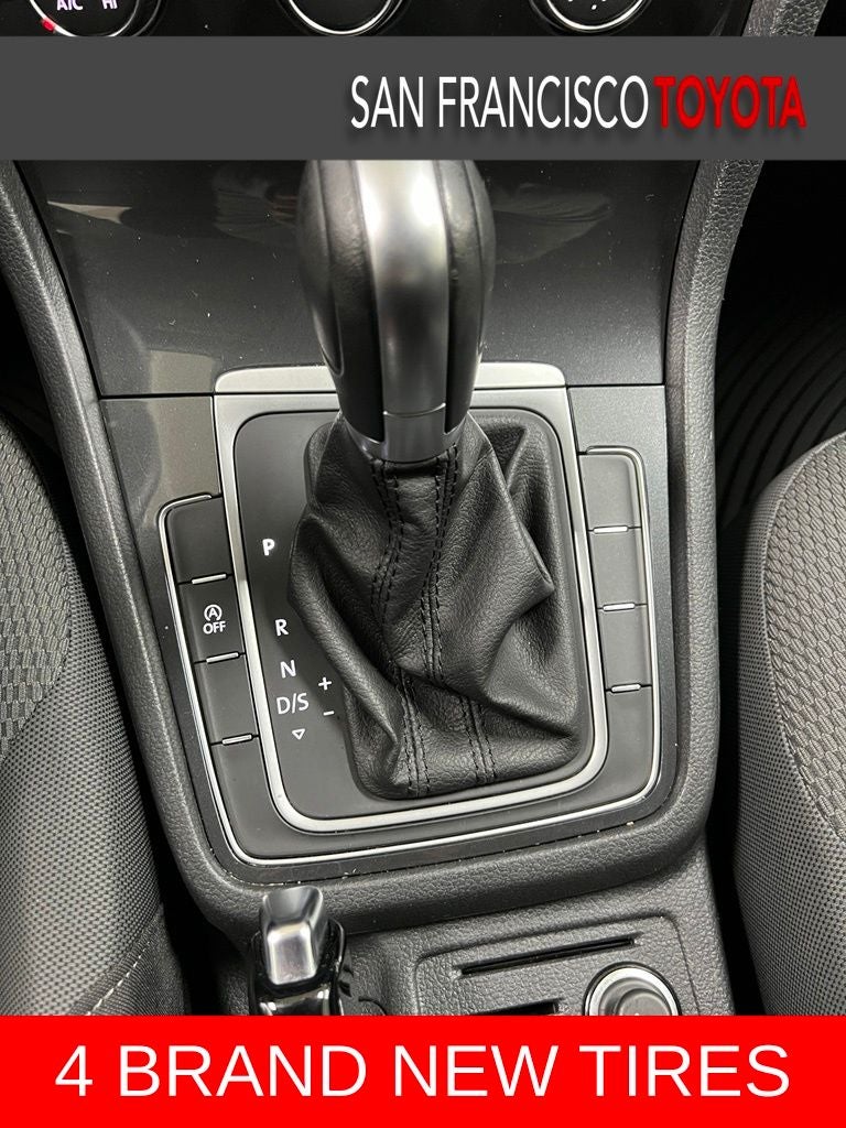 2019 Volkswagen Golf SportWagen S
