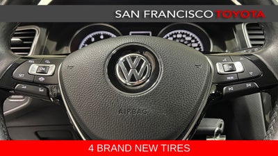 2019 Volkswagen Golf SportWagen S