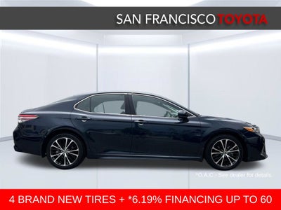 2019 Toyota Camry SE