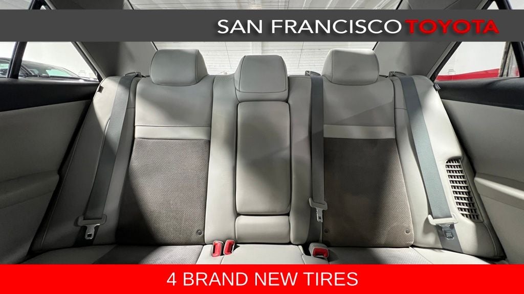 2012 Toyota Camry Hybrid XLE