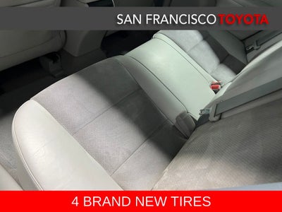 2012 Toyota Camry Hybrid XLE