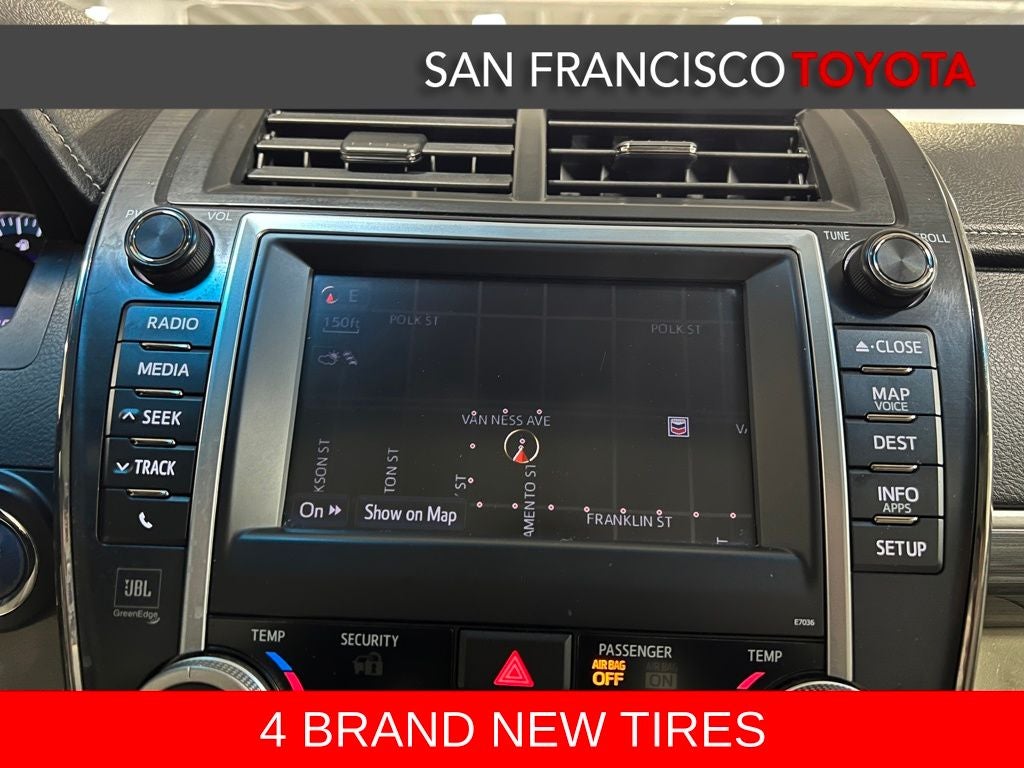 2012 Toyota Camry Hybrid XLE