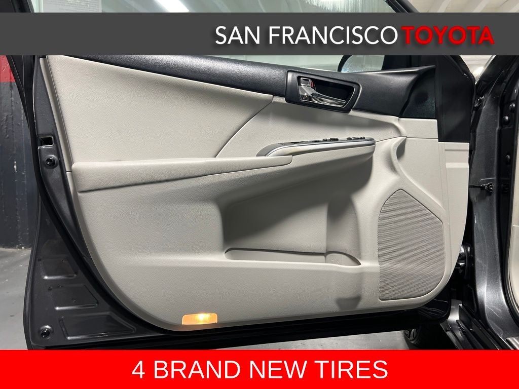 2012 Toyota Camry Hybrid XLE