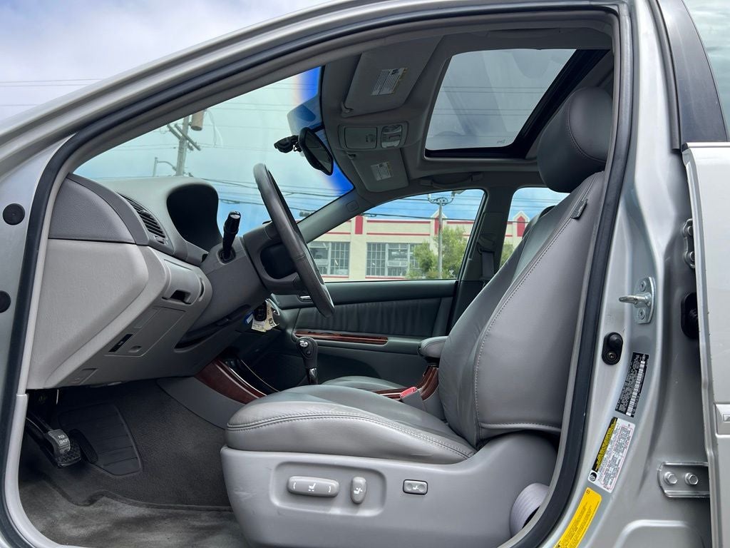 2004 Toyota Camry XLE