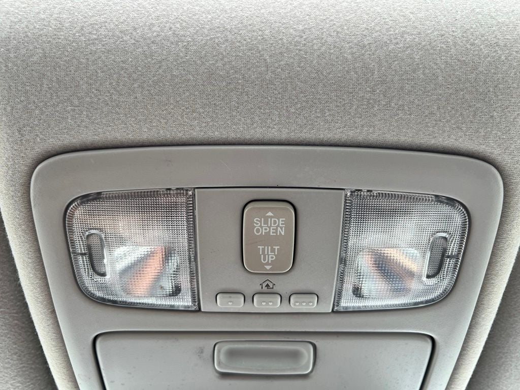 2004 Toyota Camry XLE