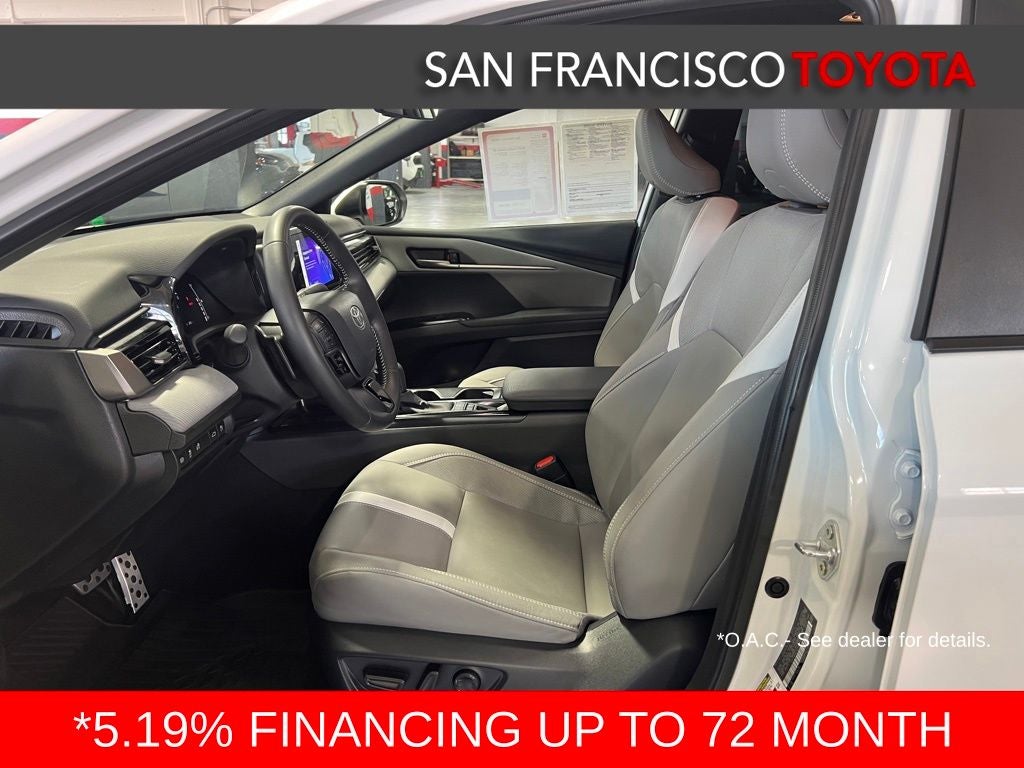 2025 Toyota Camry SE