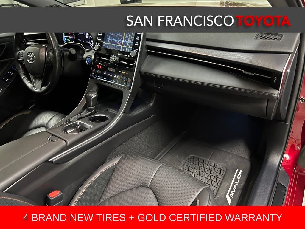 2021 Toyota Avalon Hybrid XSE