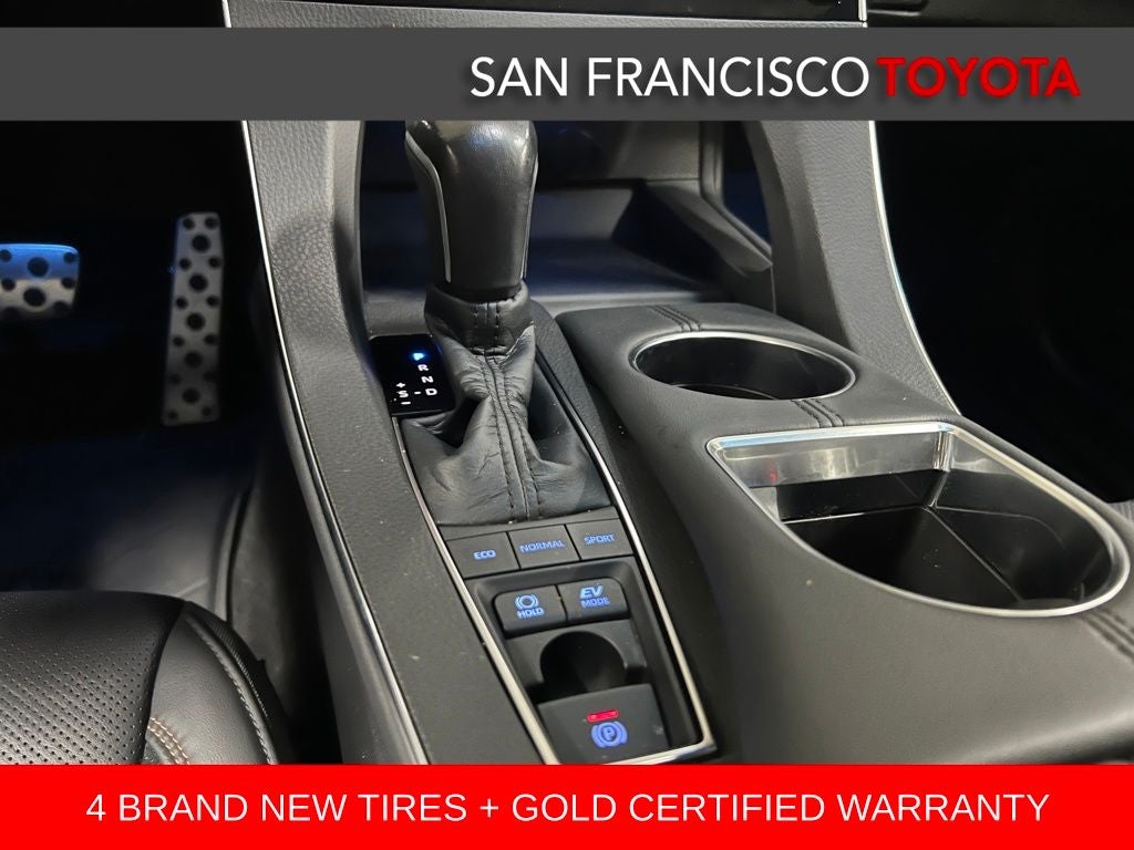 2021 Toyota Avalon Hybrid XSE