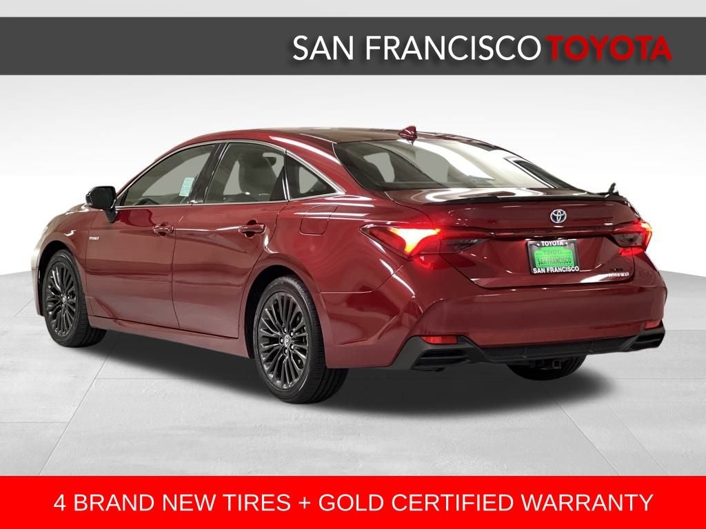 2021 Toyota Avalon Hybrid XSE