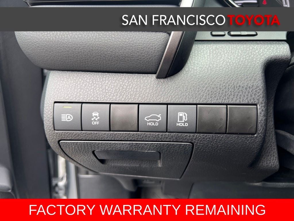 2023 Toyota Camry Hybrid SE