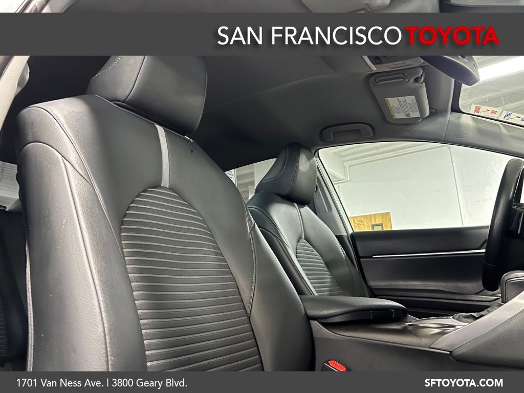 2023 Toyota Camry Hybrid SE