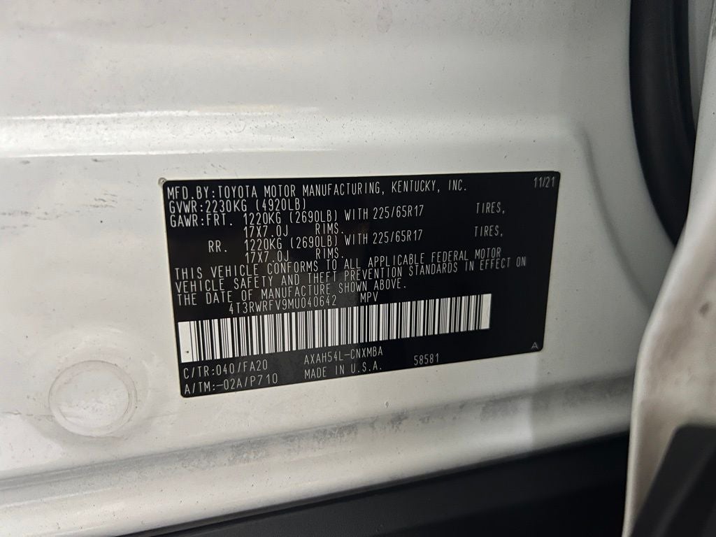 2021 Toyota RAV4 Hybrid XLE