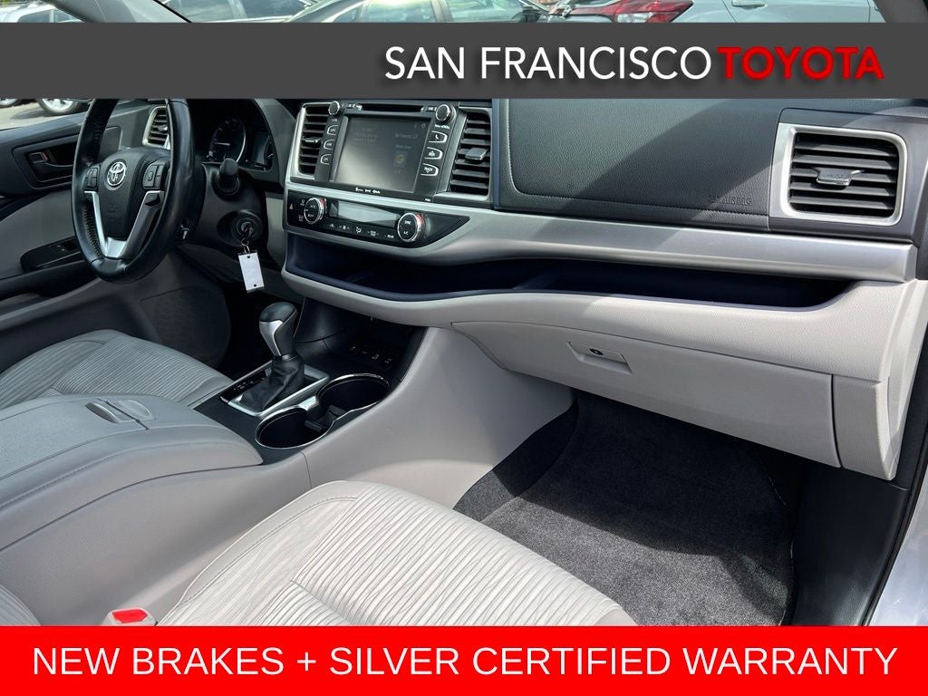2016 Toyota Highlander LE Plus V6