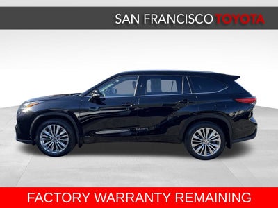 2023 Toyota Highlander Hybrid Platinum