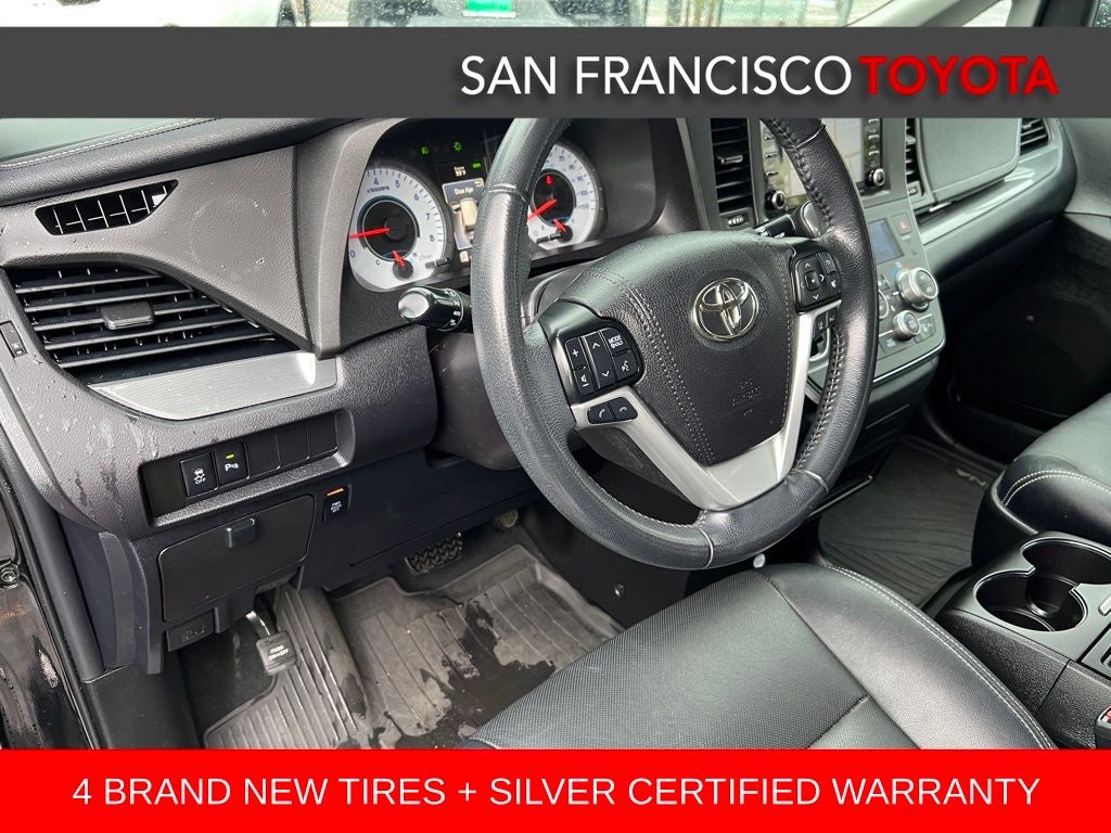 2019 Toyota Sienna SE 7 Passenger