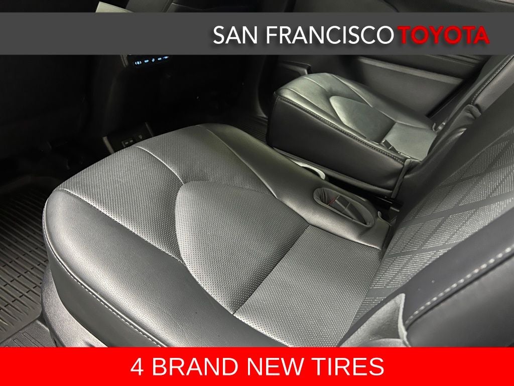 2022 Toyota Highlander Platinum