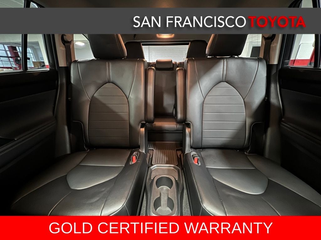 2022 Toyota Highlander Hybrid XLE