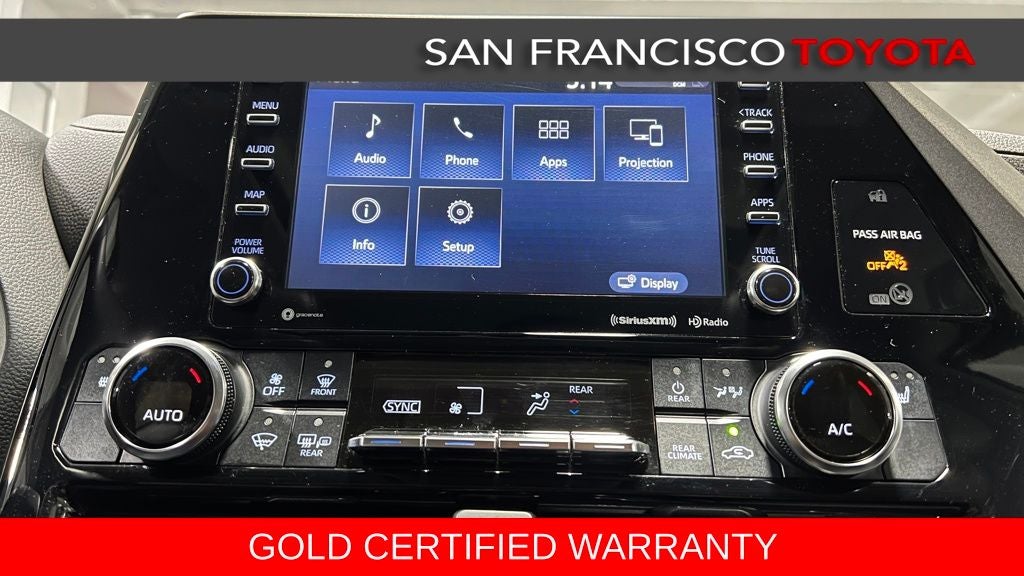 2022 Toyota Highlander Hybrid XLE