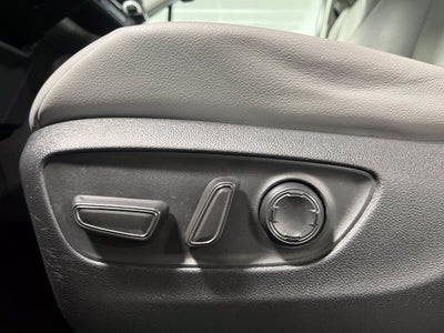 2023 Toyota Sienna XLE 8 Passenger