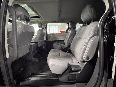 2023 Toyota Sienna XLE 8 Passenger