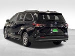 2023 Toyota Sienna XLE 8 Passenger