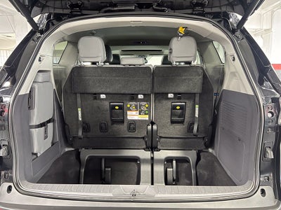 2023 Toyota Sienna XLE 8 Passenger