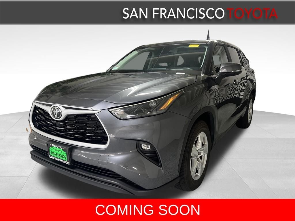 2023 Toyota Highlander LE FWD's photo