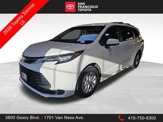 2026 Toyota Sienna LE 7 PASSENGERS