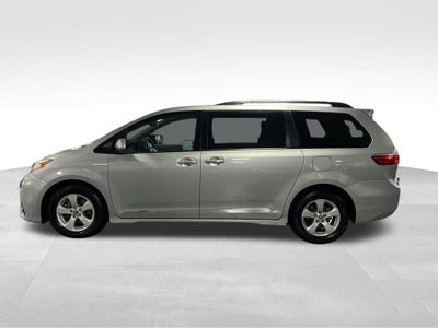 2020 Toyota Sienna LE 8 Passenger