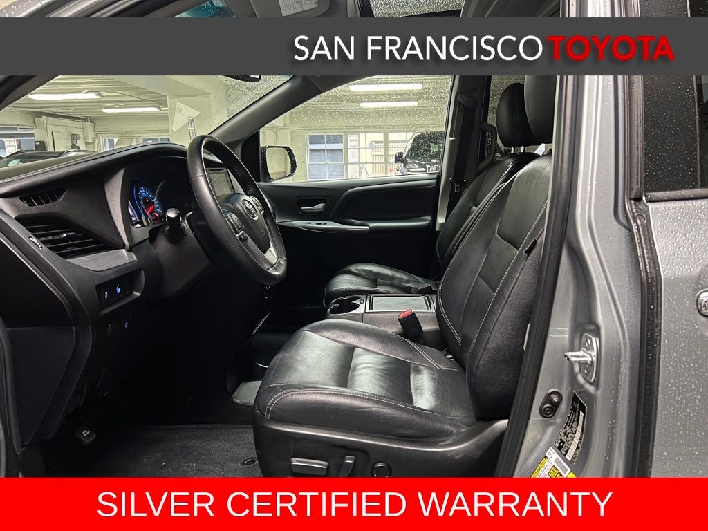 2016 Toyota Sienna SE Premium 8 Passenger