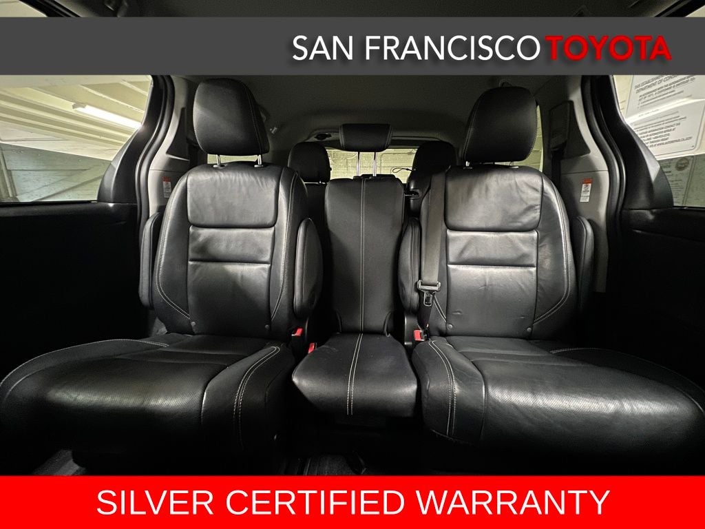 2016 Toyota Sienna SE Premium 8 Passenger
