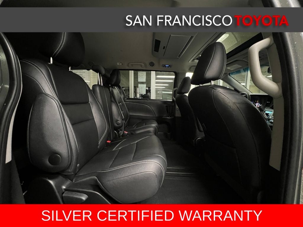 2016 Toyota Sienna SE Premium 8 Passenger