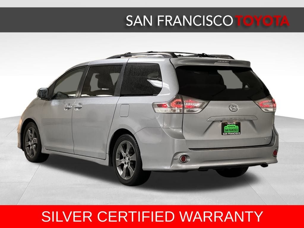 2016 Toyota Sienna SE Premium 8 Passenger