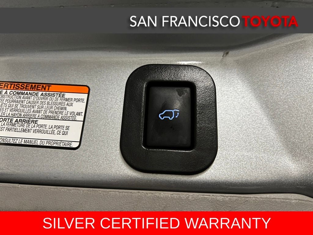 2016 Toyota Sienna SE Premium 8 Passenger