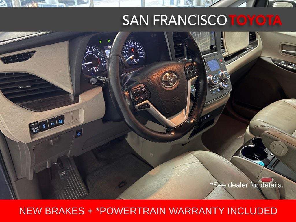 2016 Toyota Sienna XLE Premium 8 Passenger