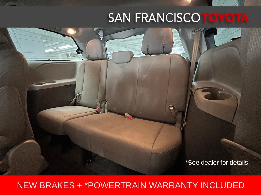 2016 Toyota Sienna XLE Premium 8 Passenger