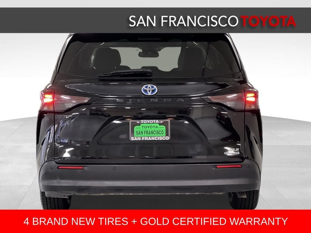 2024 Toyota Sienna XLE 8 Passenger
