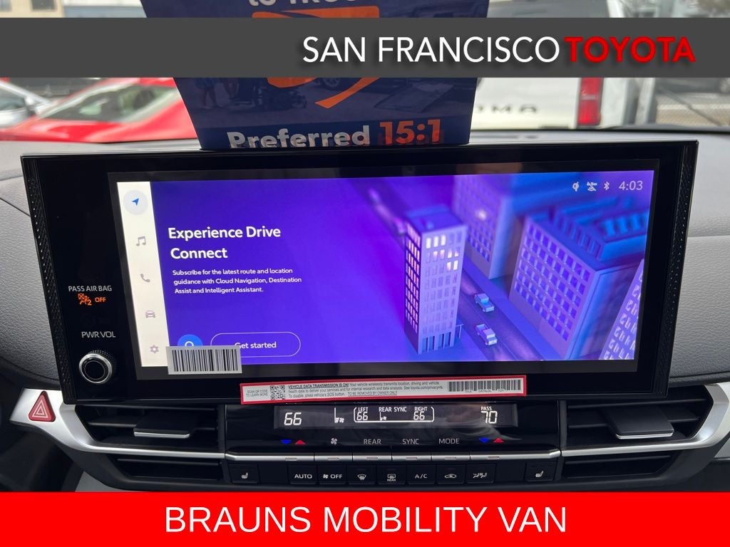 2025 Toyota Sienna XLE 8 Passenger