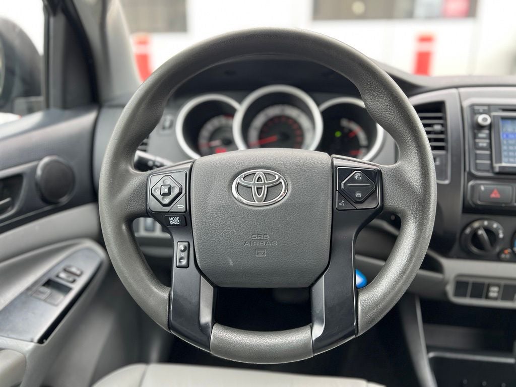 2015 Toyota Tacoma 2WD Access Cab I4 AT (Natl)
