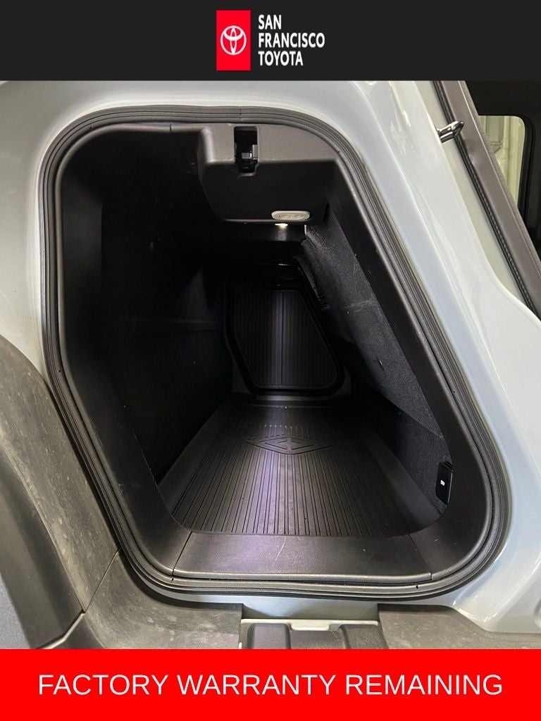 2022 Rivian R1T Adventure