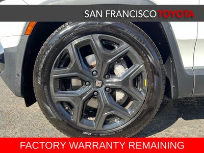 2024 Rivian R1S Adventure