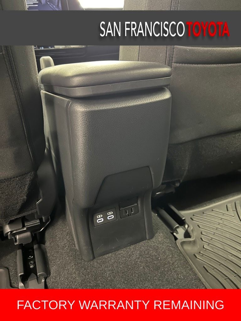 2024 Toyota Prius Prime SE