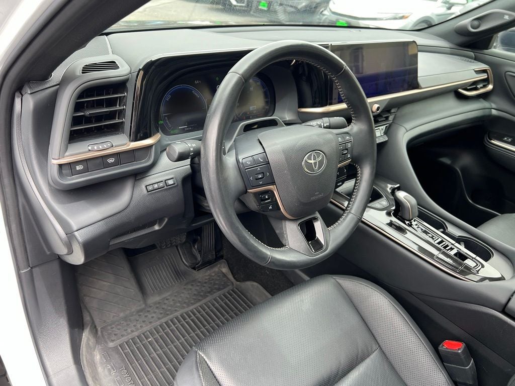 2024 Toyota Crown Platinum