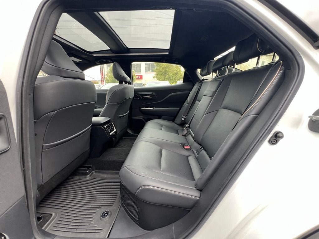 2024 Toyota Crown Platinum