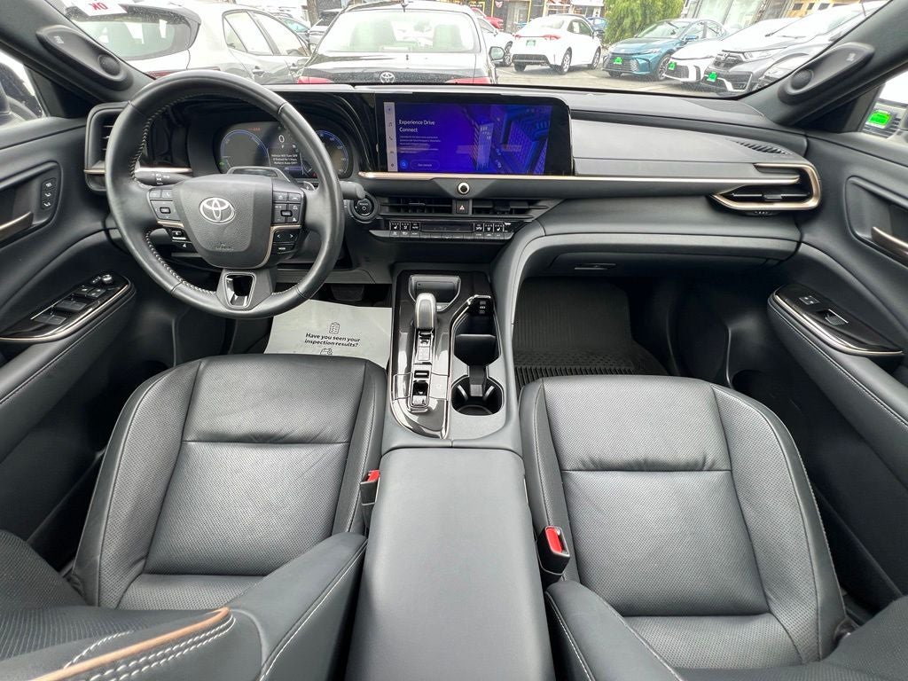 2024 Toyota Crown Platinum