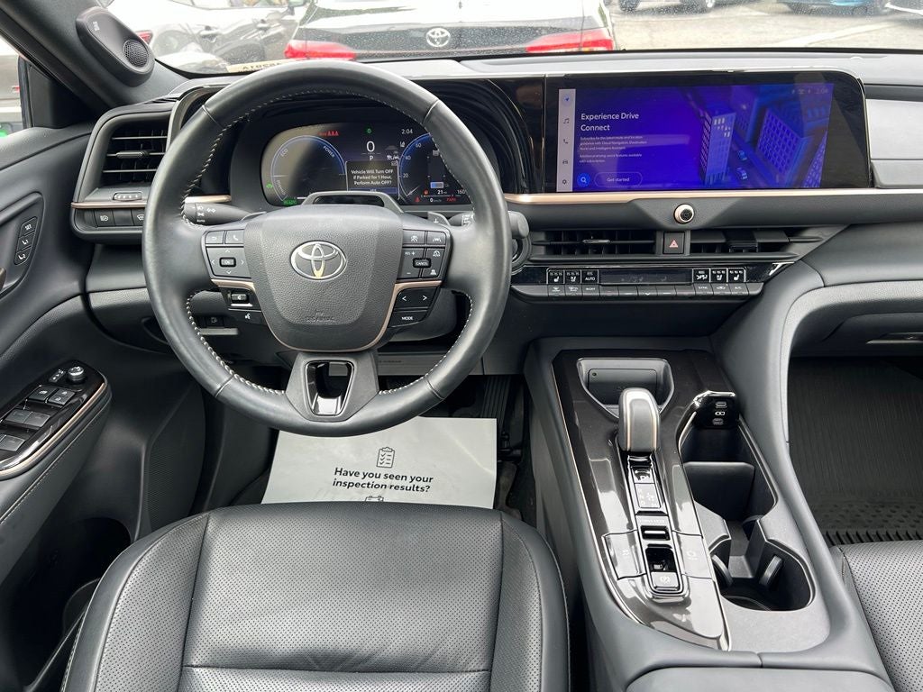 2024 Toyota Crown Platinum
