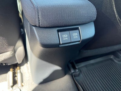 2022 Toyota Prius LE