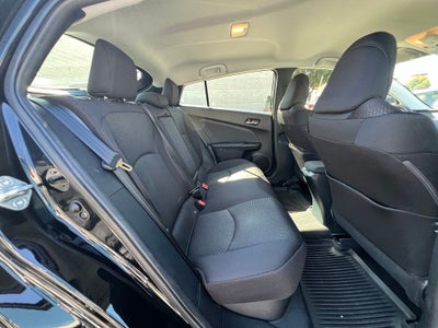 2022 Toyota Prius LE
