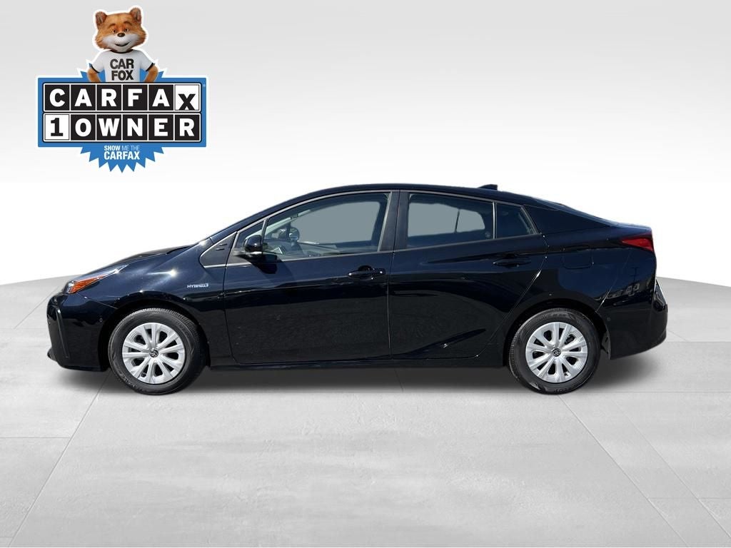 2022 Toyota Prius LE