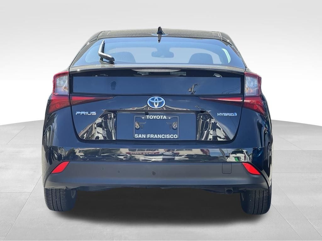 2022 Toyota Prius LE